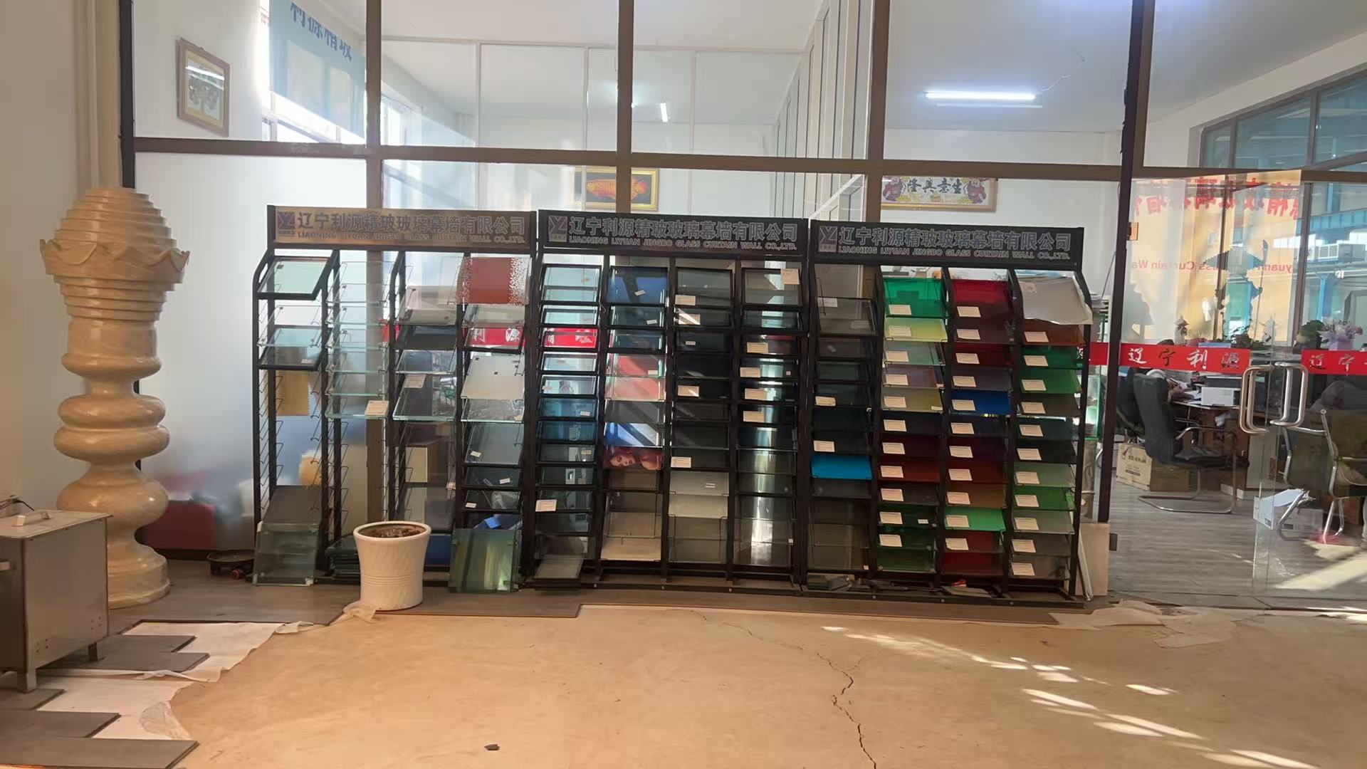 河池市工程玻璃批量采购玻璃幕墙 - 价格